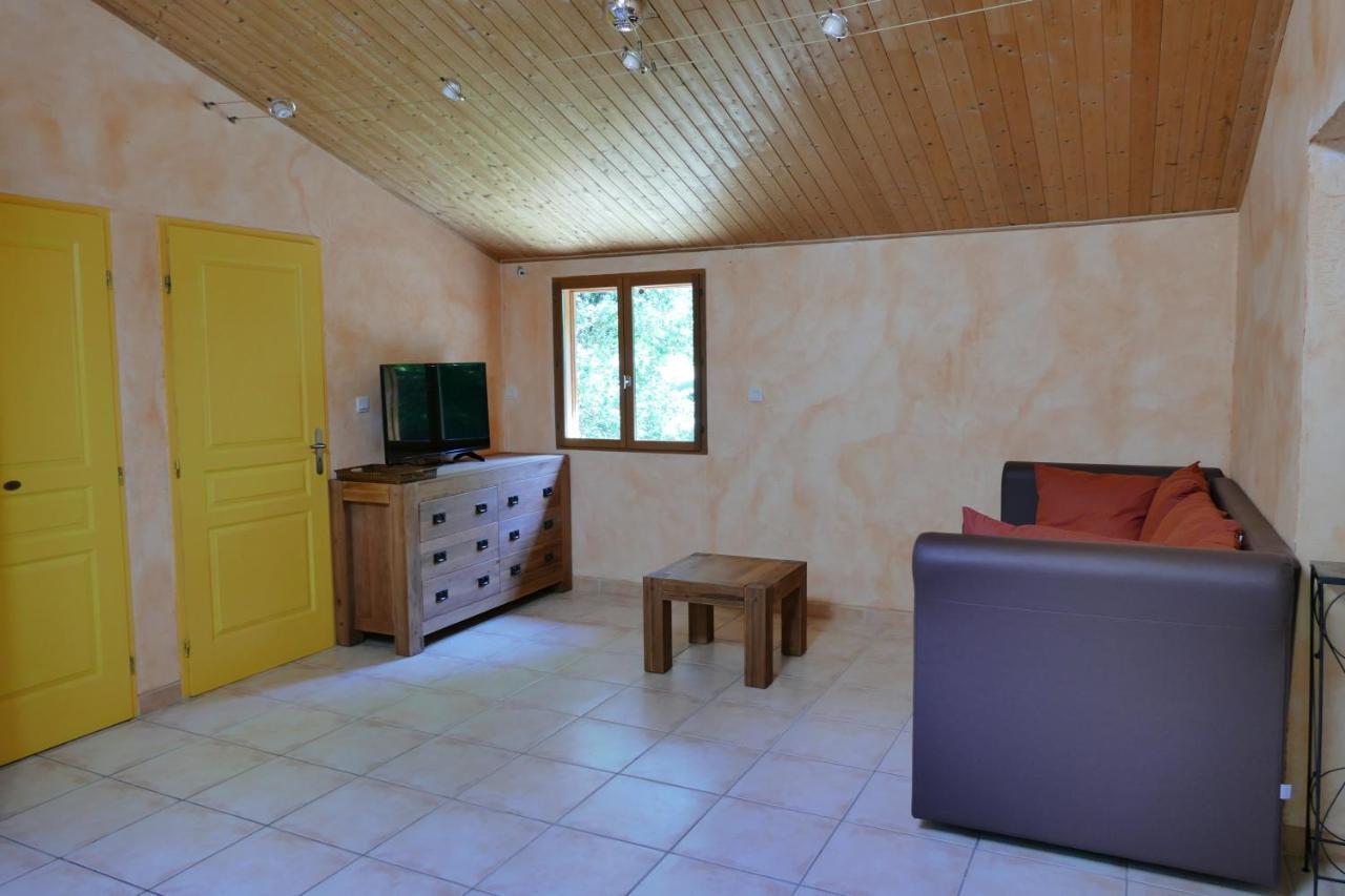 Mas De Coulet Bed & Breakfast Brissac Ngoại thất bức ảnh